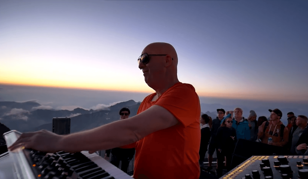Stephan Bodzin live @ Piz Gloria in Mürren, Switzerland for Cercle