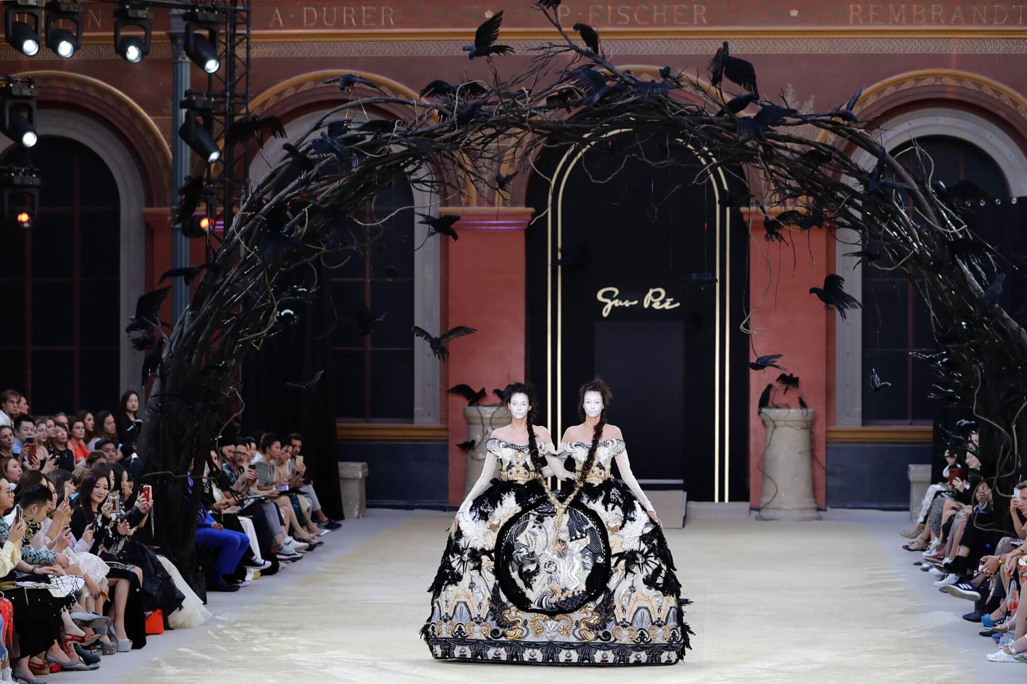 Guo Pei Haute Couture Fall Winter 2019-2020