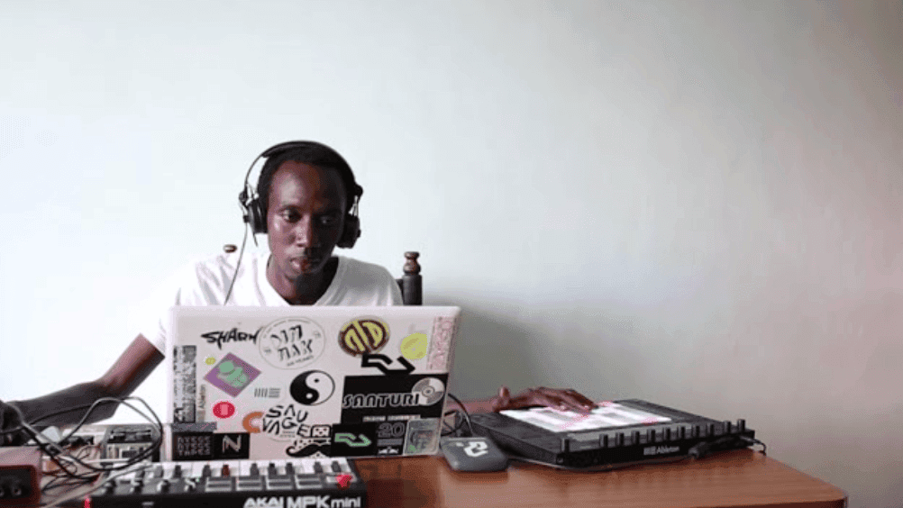 KMRU – Sampling broken instruments