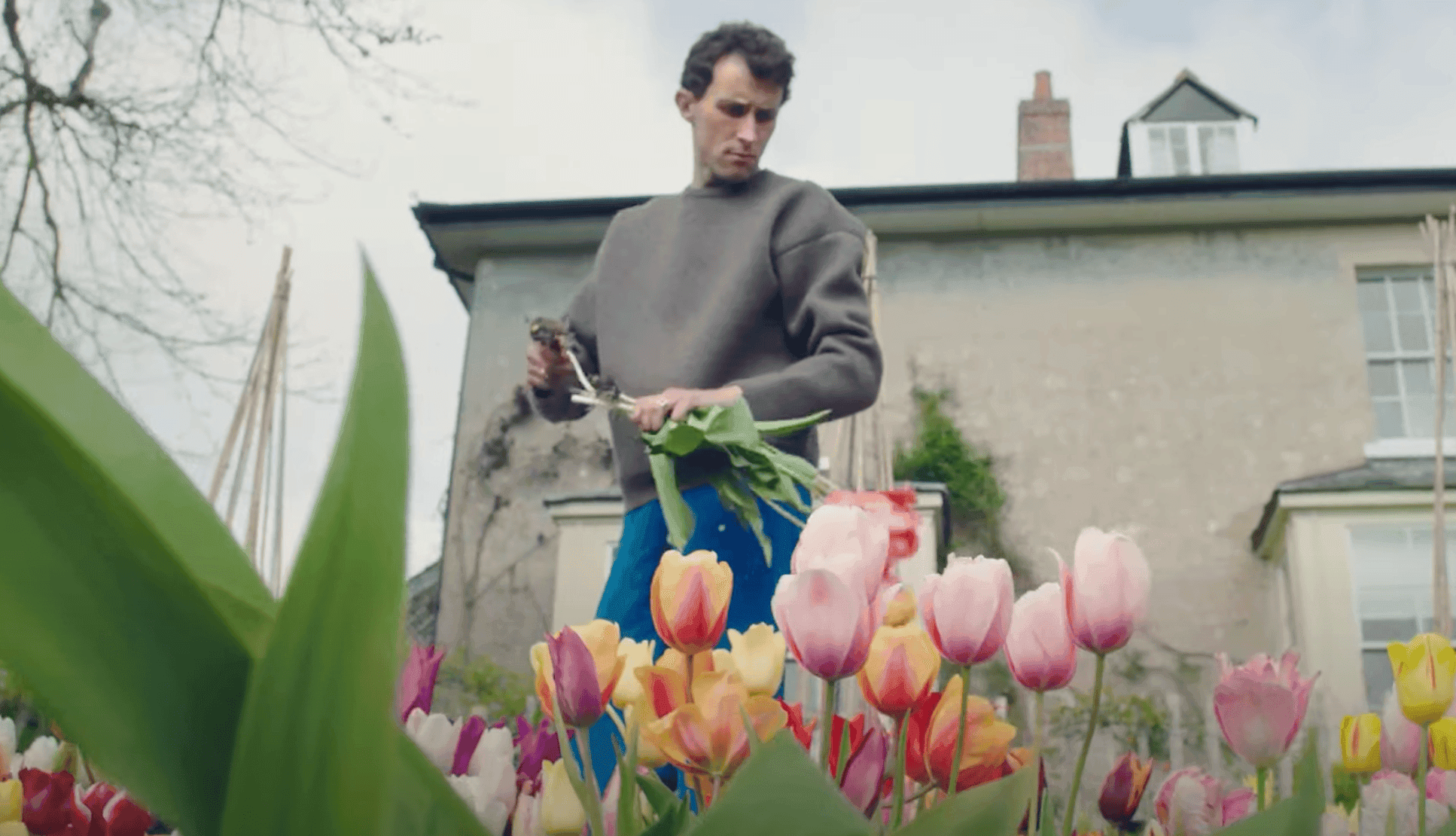 LOEWE Home Scents campaign
