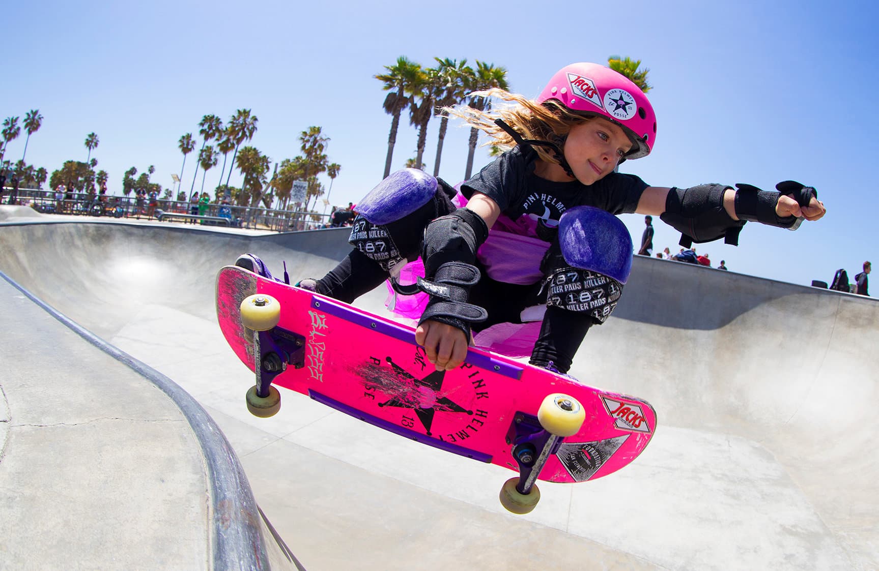 "Gnarly in Pink": The Girl Skateboarding Posse