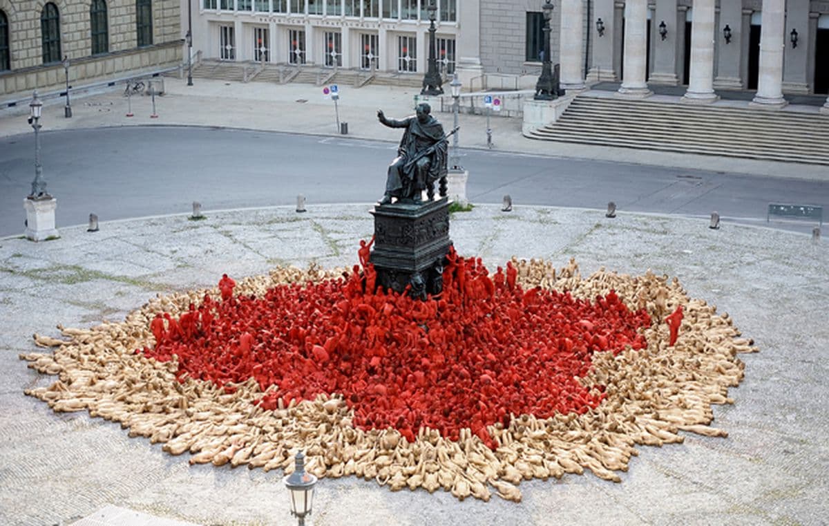 Spencer Tunick's RING