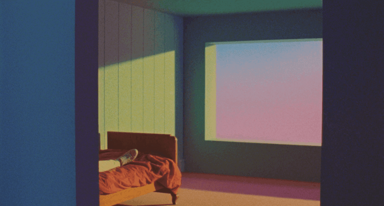 EDEN - Projector