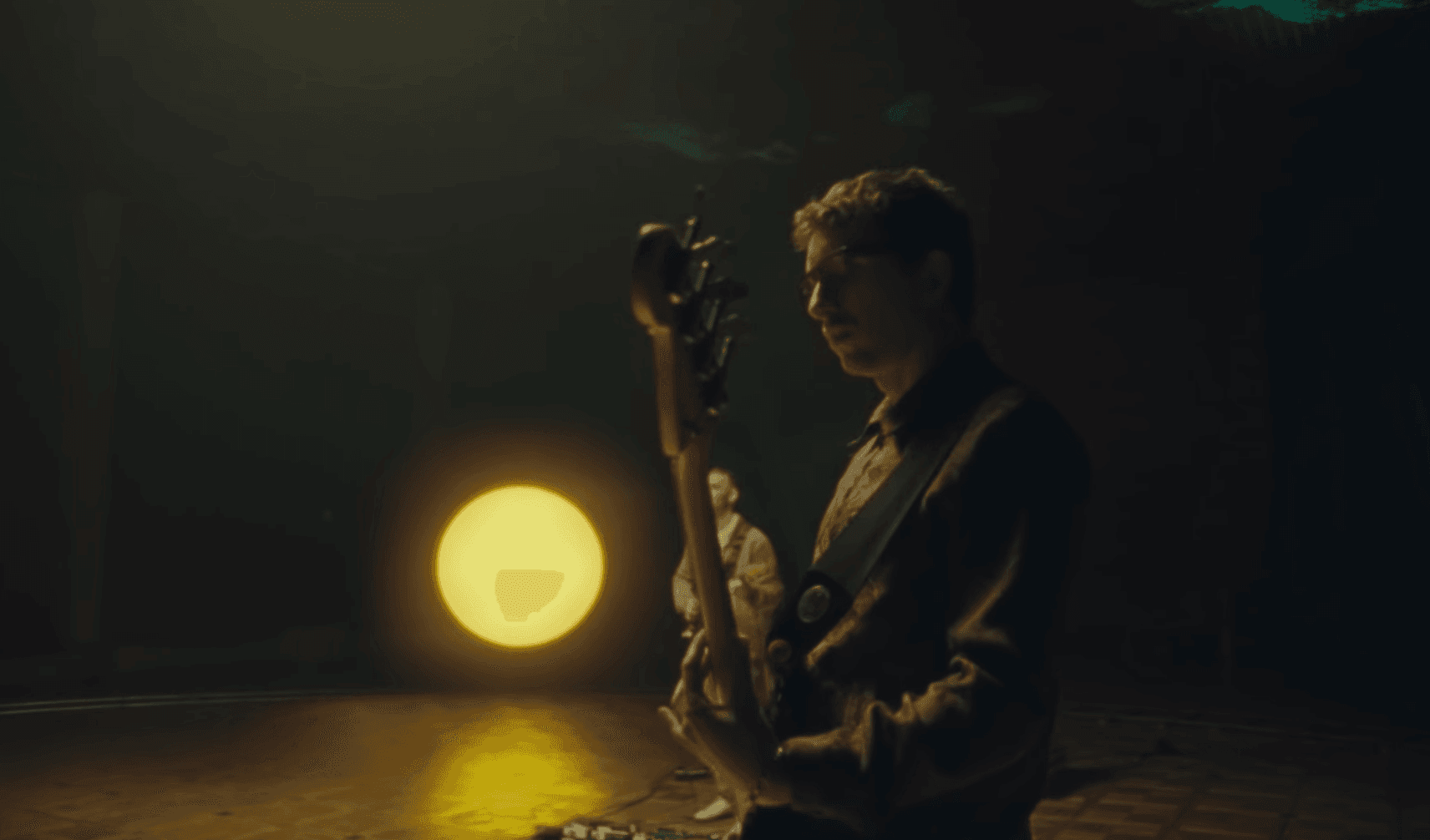Tom Misch & Yussef Dayes - Kyiv feat. Rocco Palladino (Live)