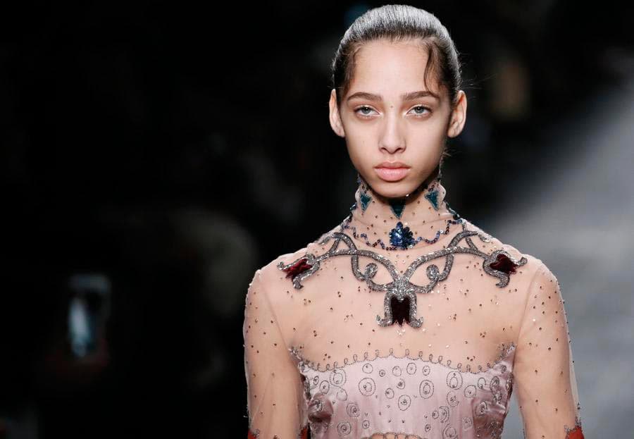 Valentino Fall Winter 2016-2017