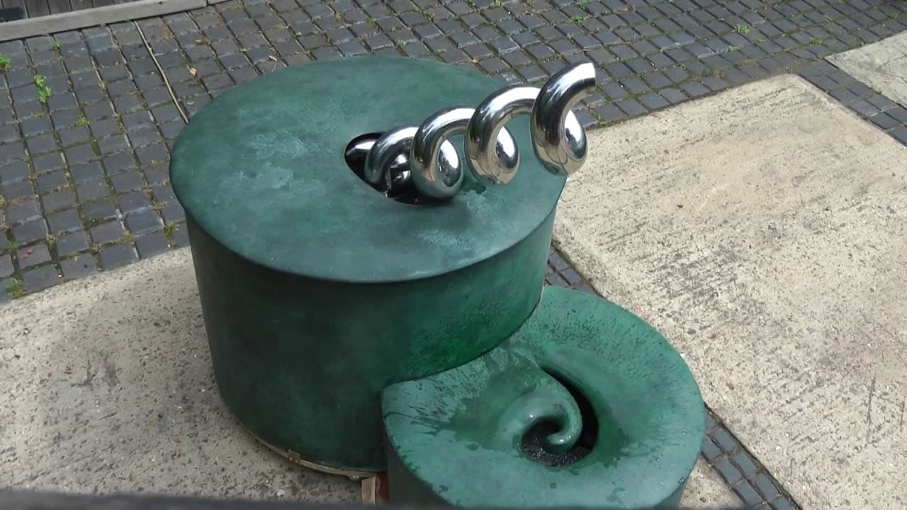 Archie water sculpture by William Pye