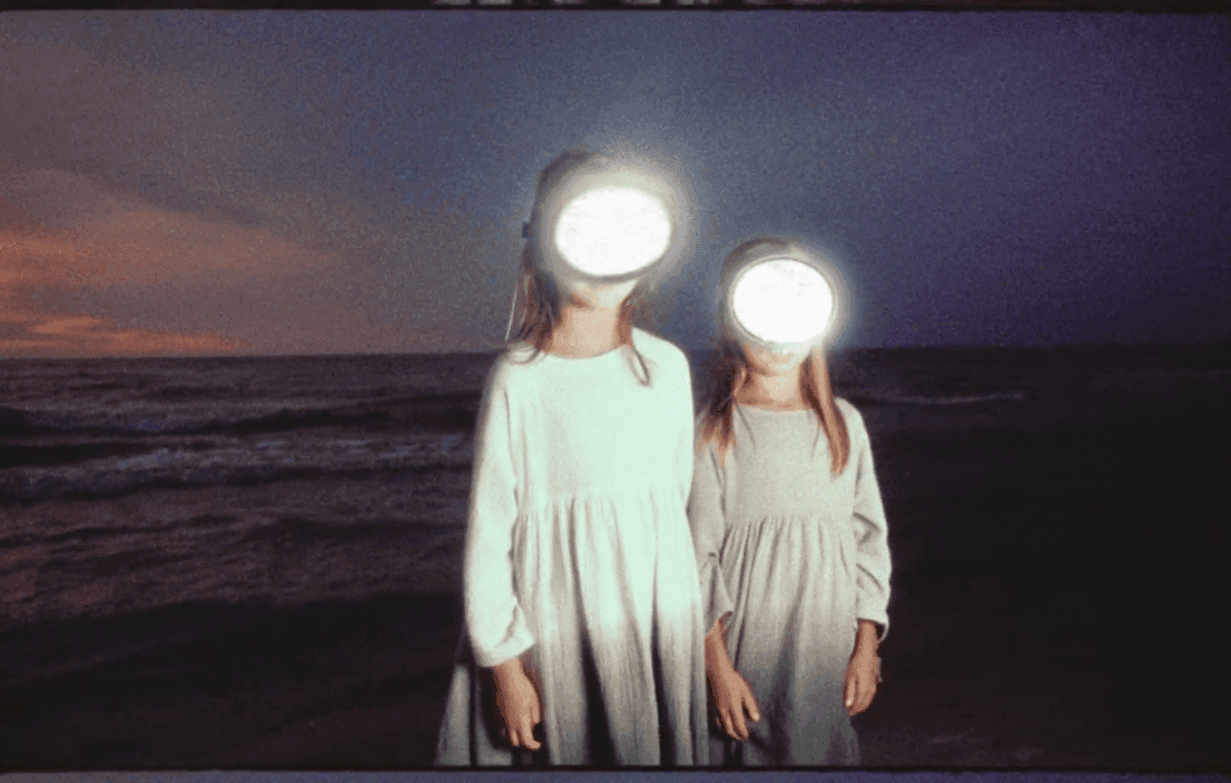 KIDS ON THE MOON