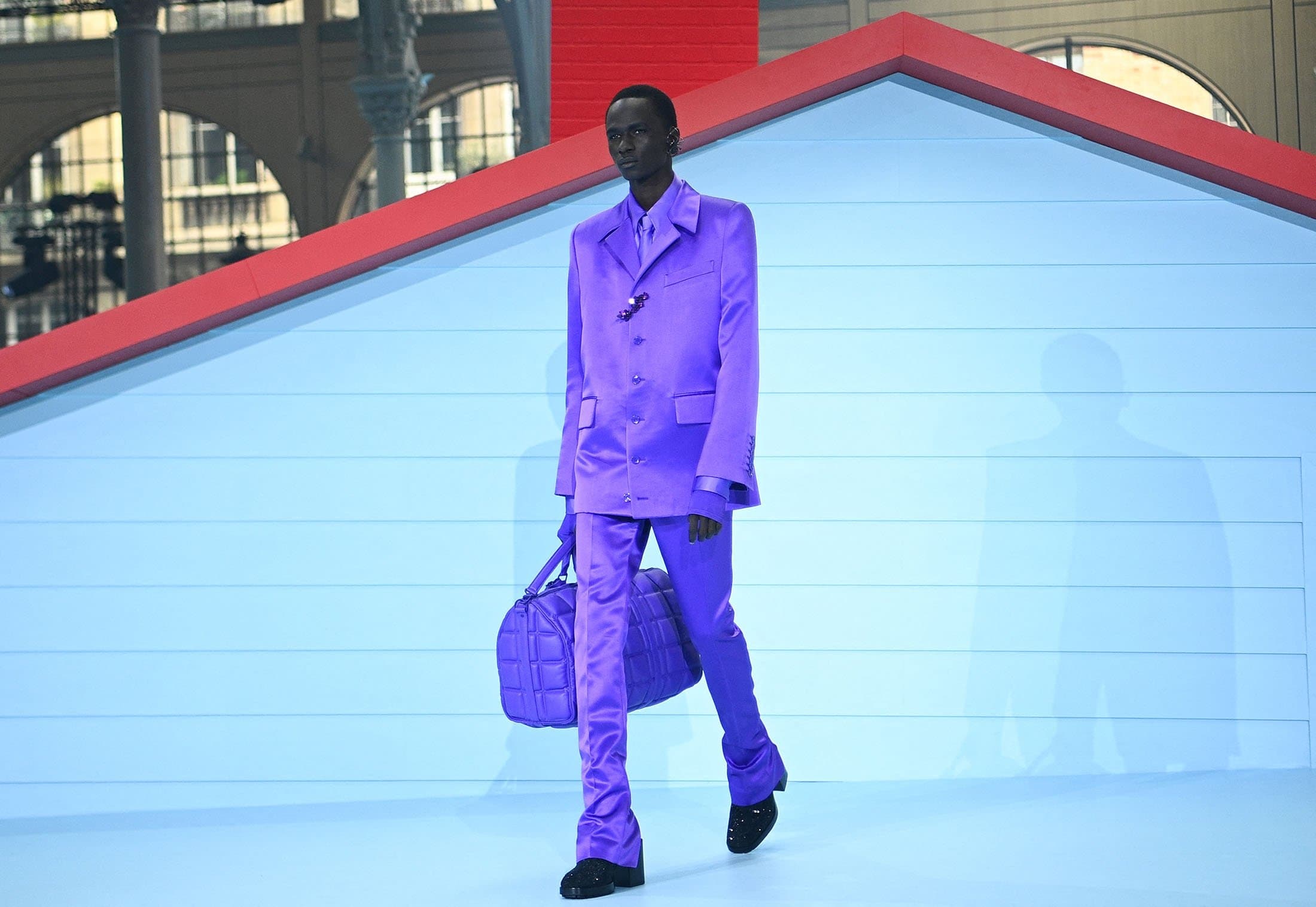 Men’s Fall-Winter 2022 Fashion Show | LOUIS VUITTON