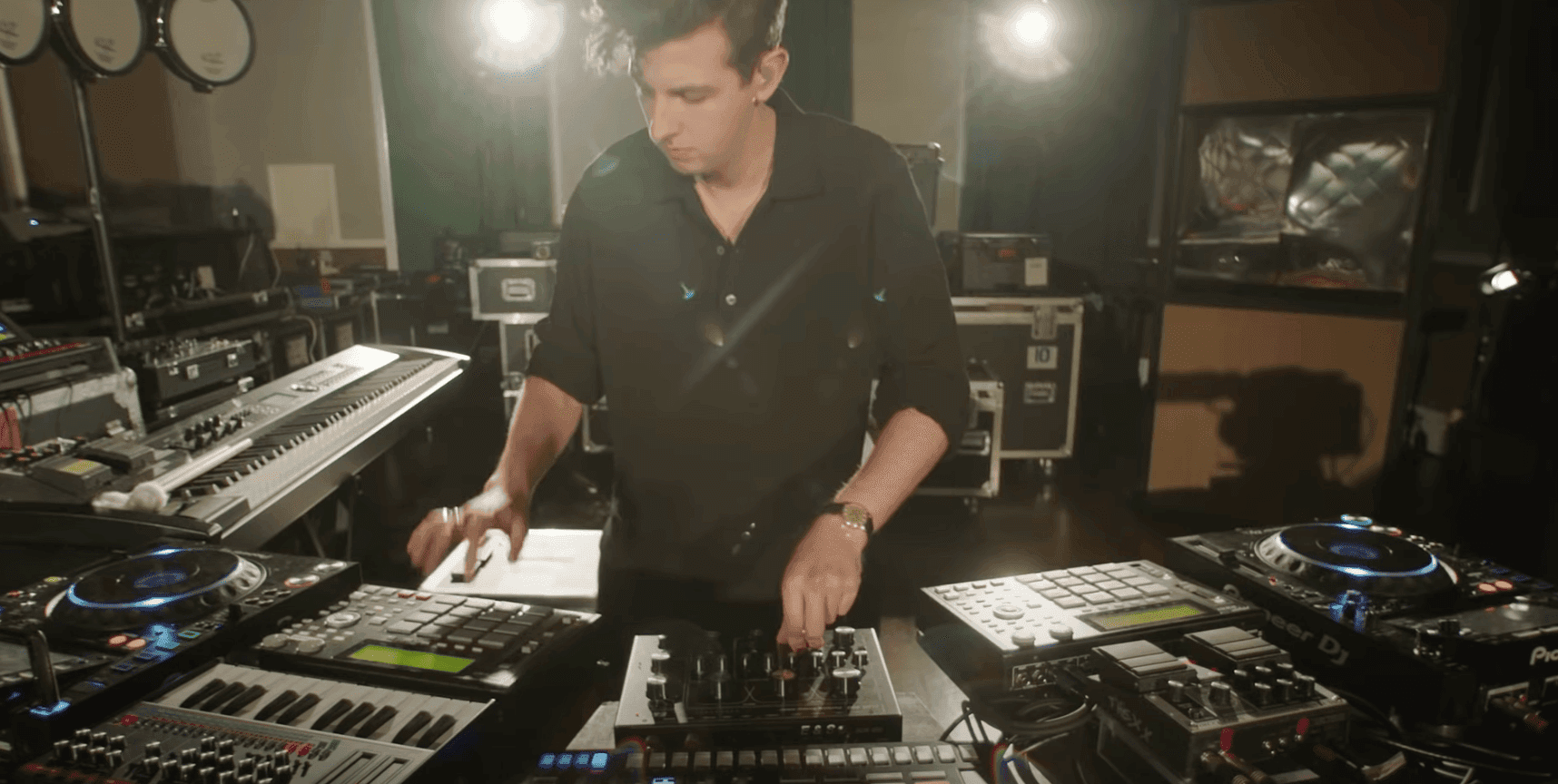 The xx - Say Something Loving (Live from RAK Studios)