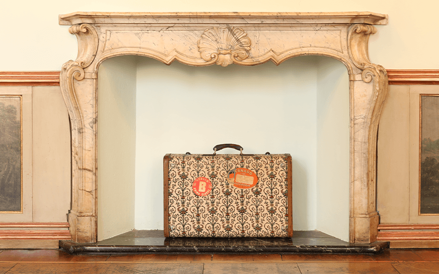 A History of Gucci in Ten Vintage Bags