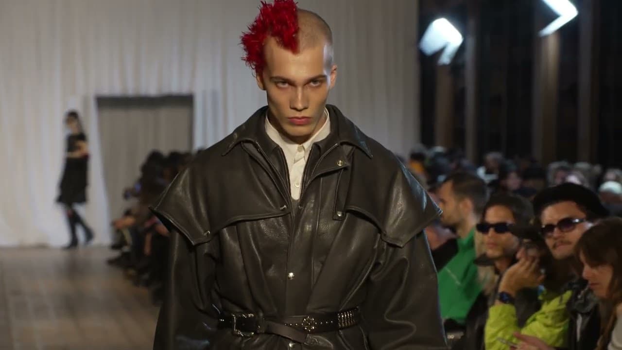 ENFANTS RICHES DÉPRIMÉS PRINTEMPS ÉTÉ 2023 RUNWAY