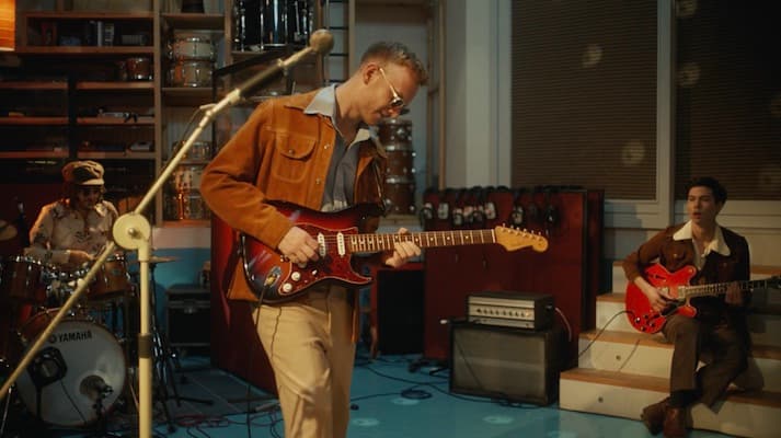 Tom Misch - It Runs Through Me feat. De La Soul
