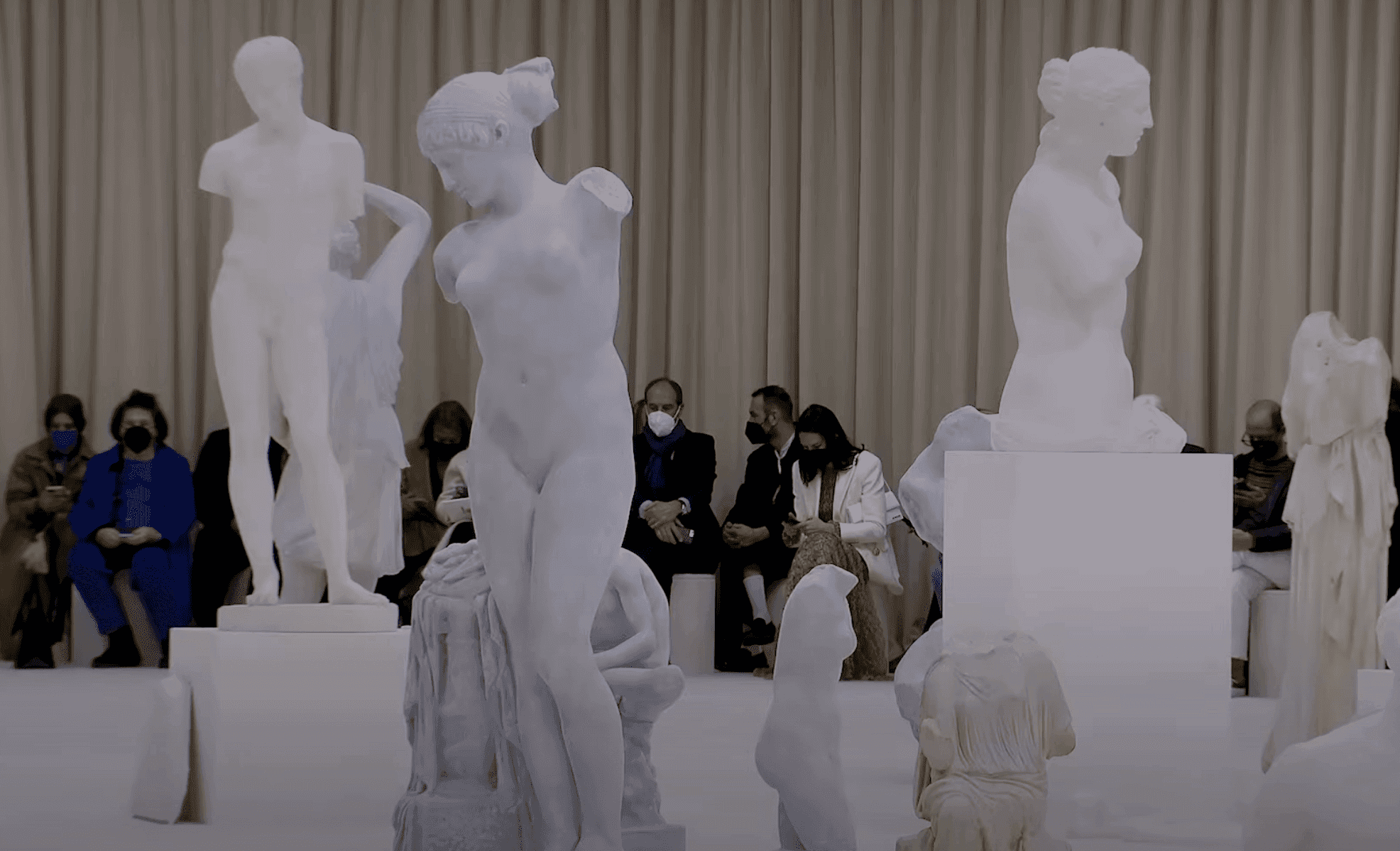 Jil Sander Fall/Winter 2022 Women's Show
