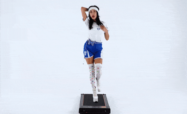 Isabella Lovestory - Fashion Freak