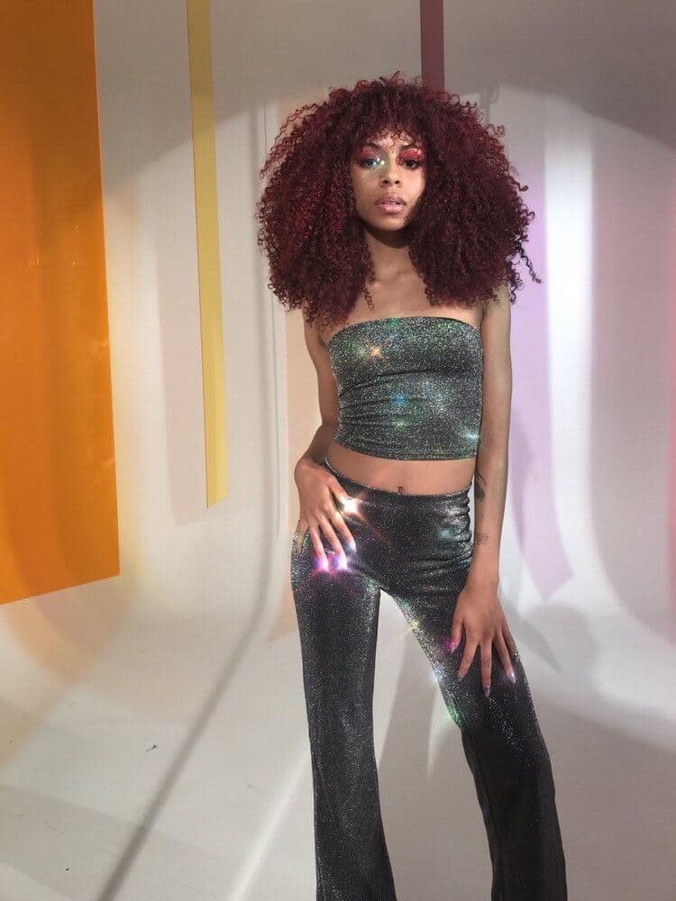 Ravyn Lenae - Sticky