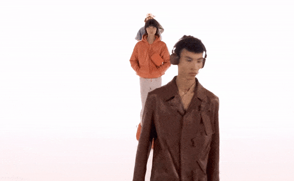 LOEWE Spring Summer 2023 men’s runway collection
