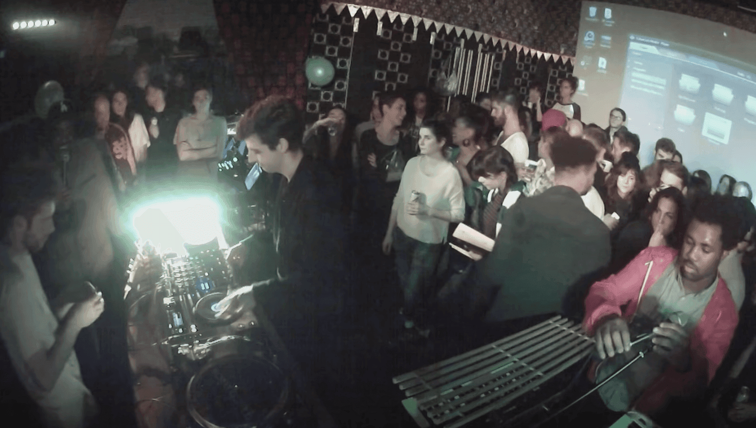 Jamie xx 55 min Boiler Room London DJ Set