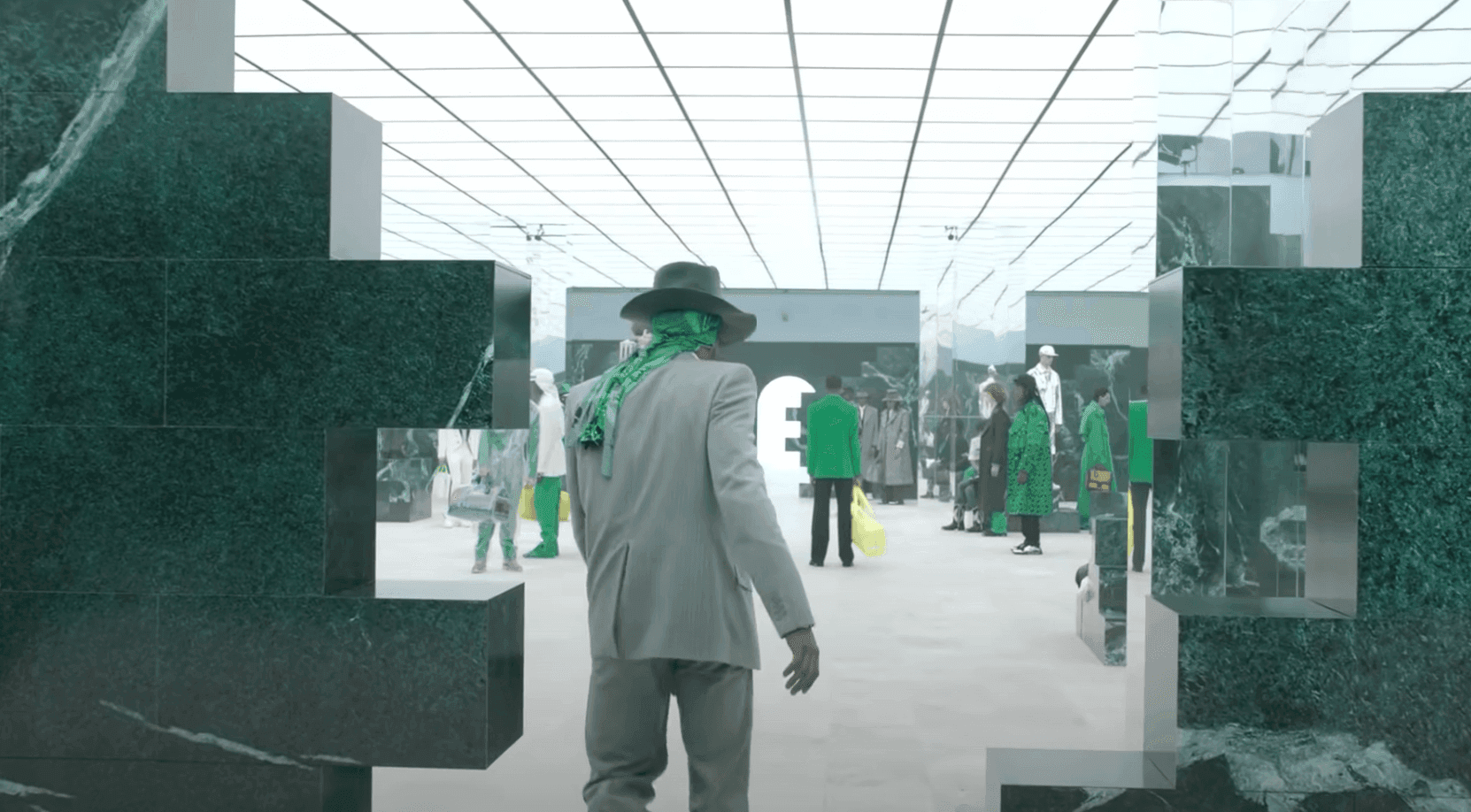 Men’s Fall-Winter 2021 Fashion Show | LOUIS VUITTON