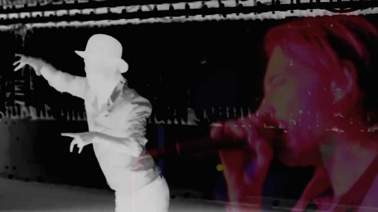 Flying Lotus - And the World Laughs With You feat. Thom Yorke