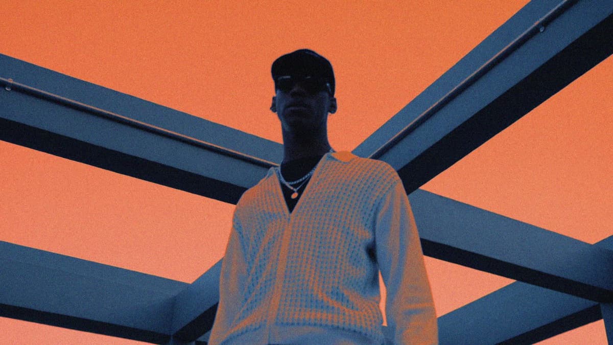 Octavian - Feel It ft. Theophilus London