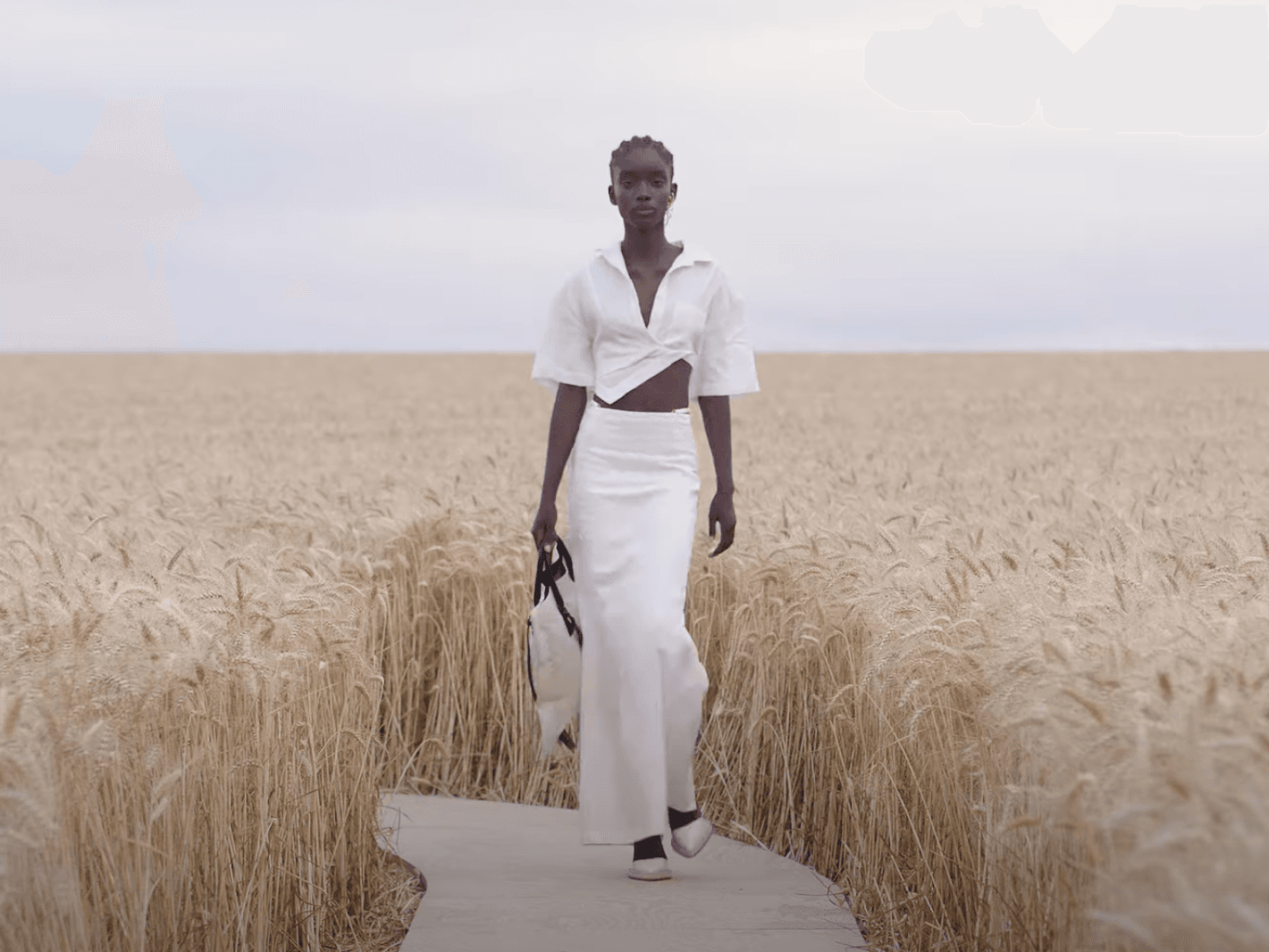 JACQUEMUS SS21 "L'AMOUR"