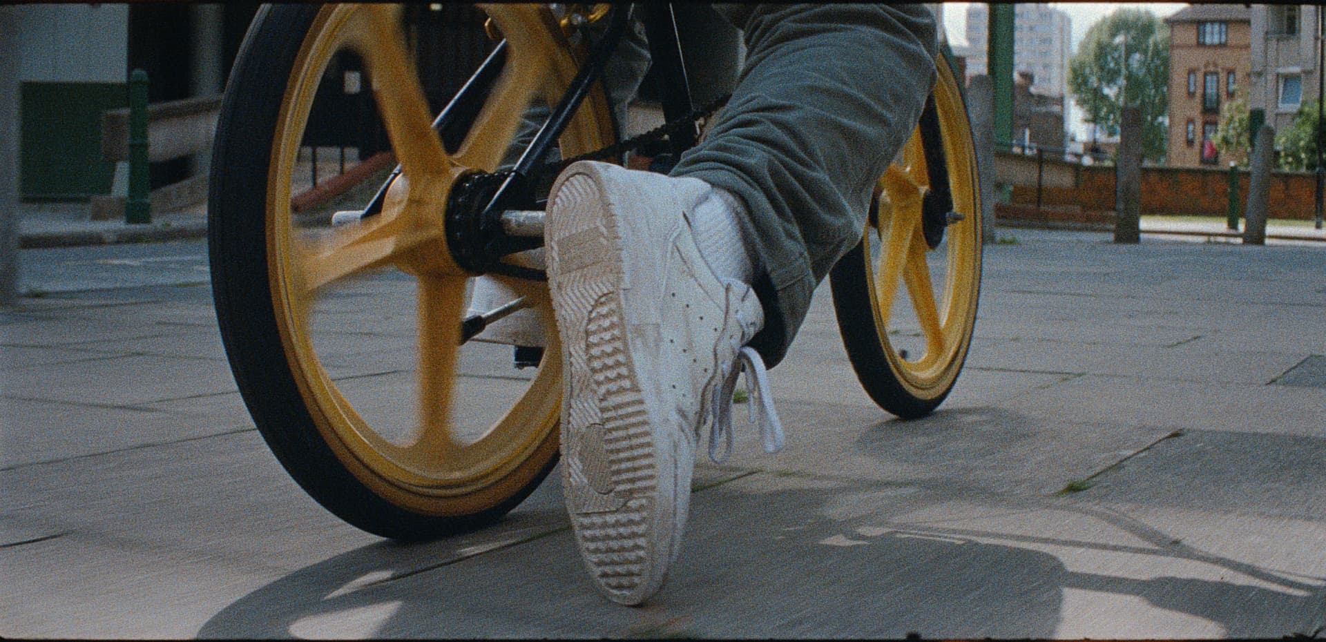 ADIDAS SUPERCOURT