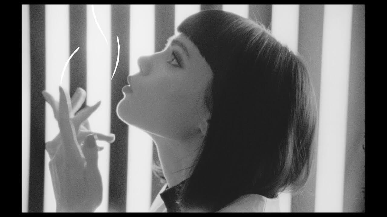 Winona Oak - He Don't Love Me