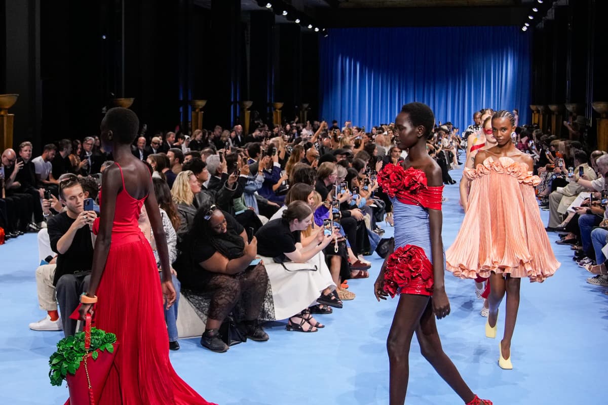 Balmain Women's Spring Summer 2024 Fashion Show