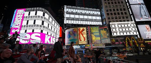 PATTERN LANGUAGE (times square)